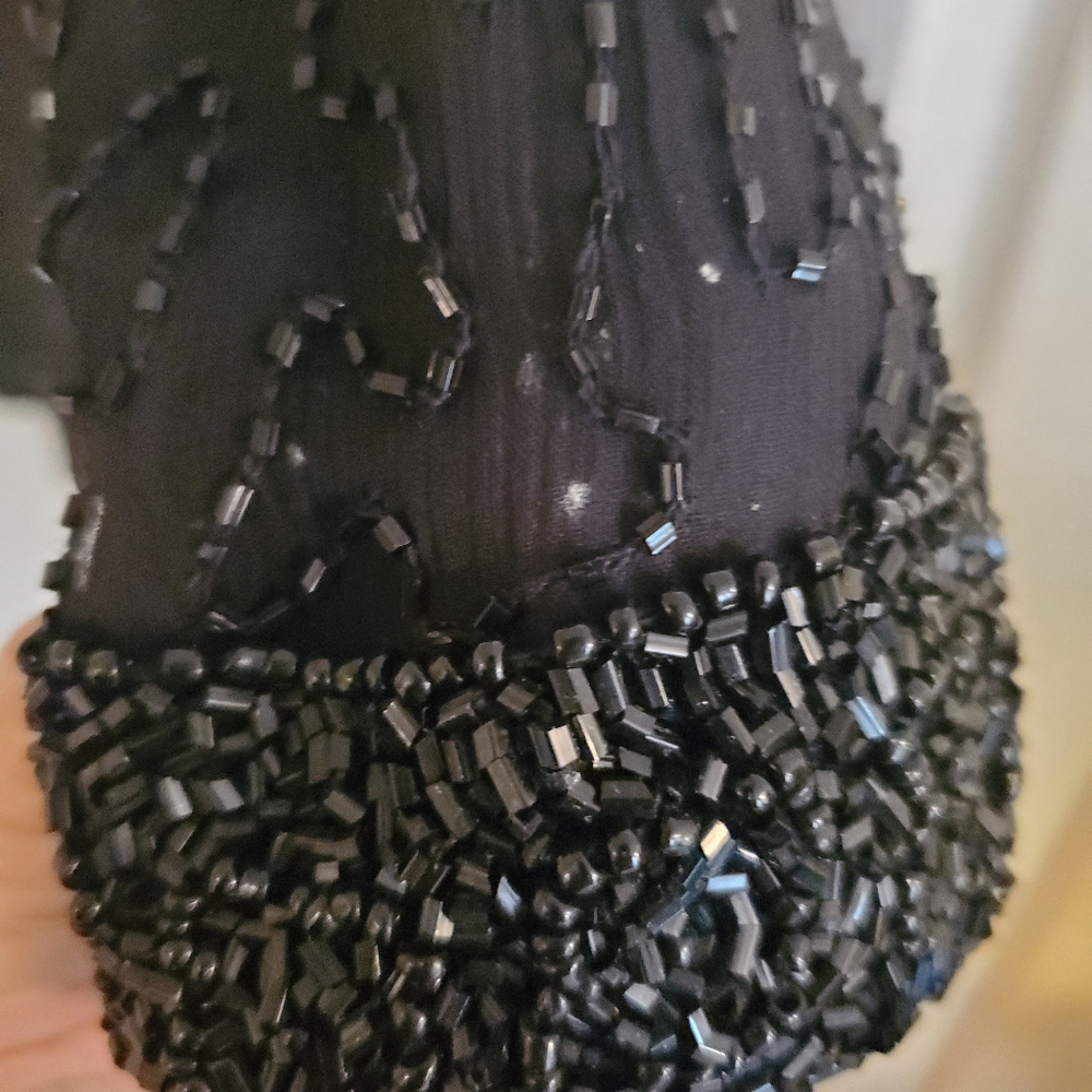 BLACK SEQUINED EVENING JACKET S 8 BY Lawrence Kazar. - Picture 6 of 7